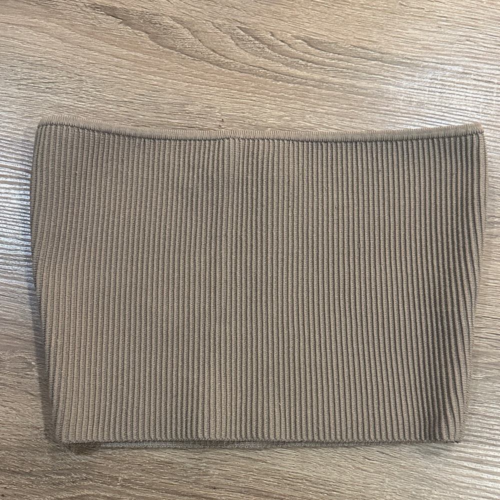 ARITIZIA Ribbed Tan Tube Top in size Small